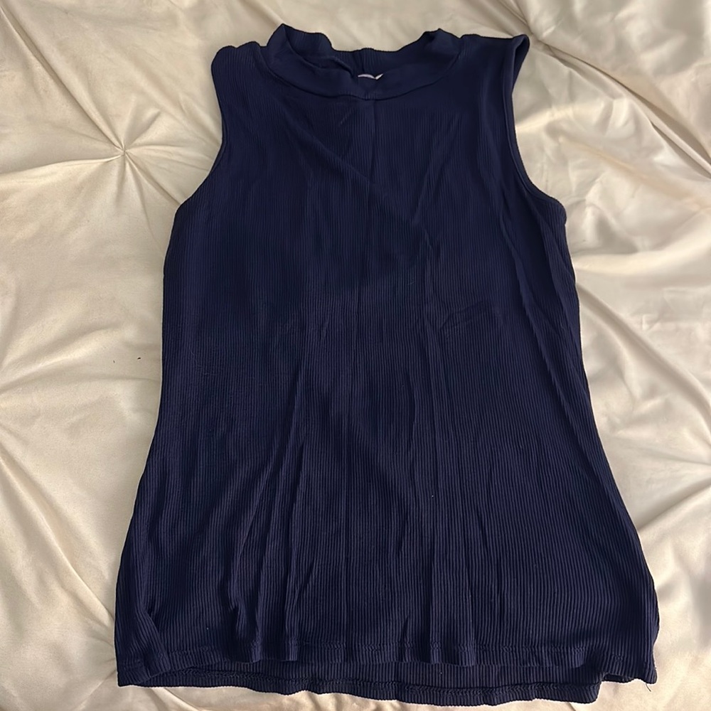 Turtleneck tank
